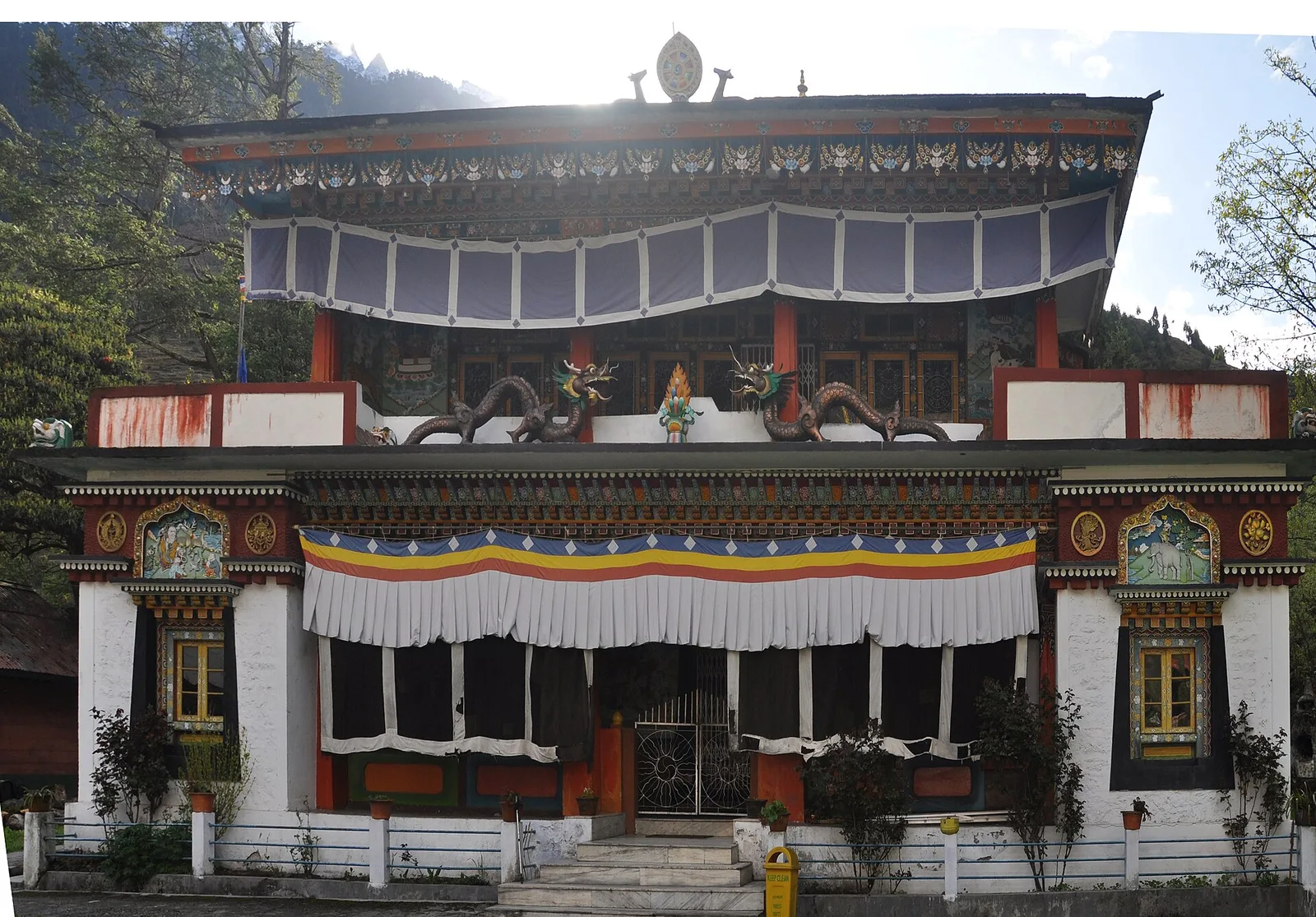 3 Days 2 Night Sharing — Lachung Yumthang photo 3
